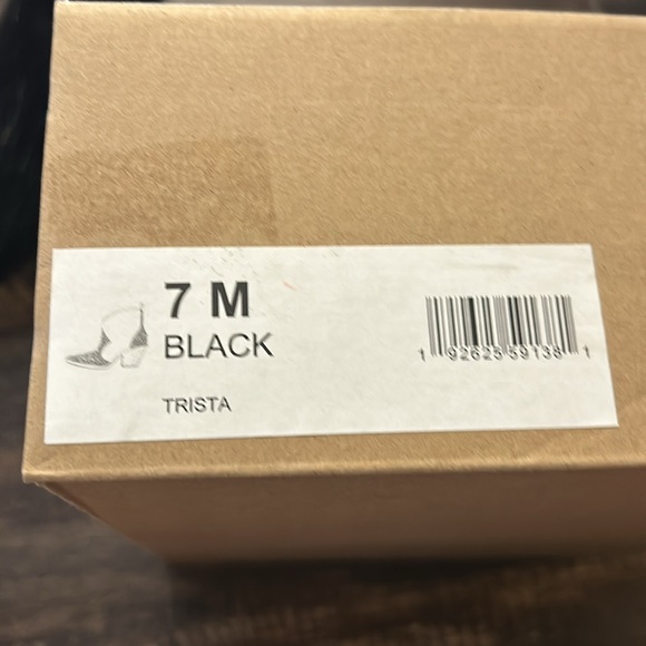 Jessica Simpson cowgirl booties - Picture 10 of 11